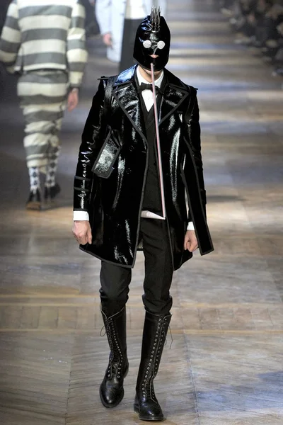 Look 39